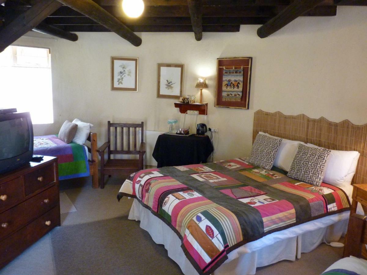 Walkerbouts Inn Rhodes Екстериор снимка