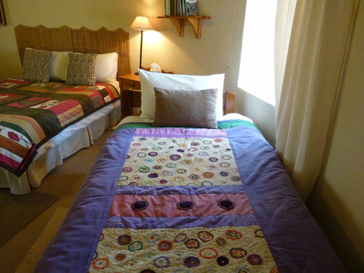 Walkerbouts Inn Rhodes Екстериор снимка