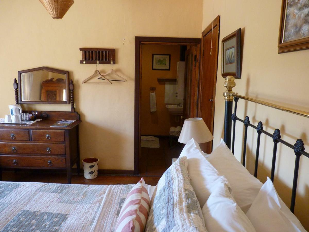 Walkerbouts Inn Rhodes Екстериор снимка