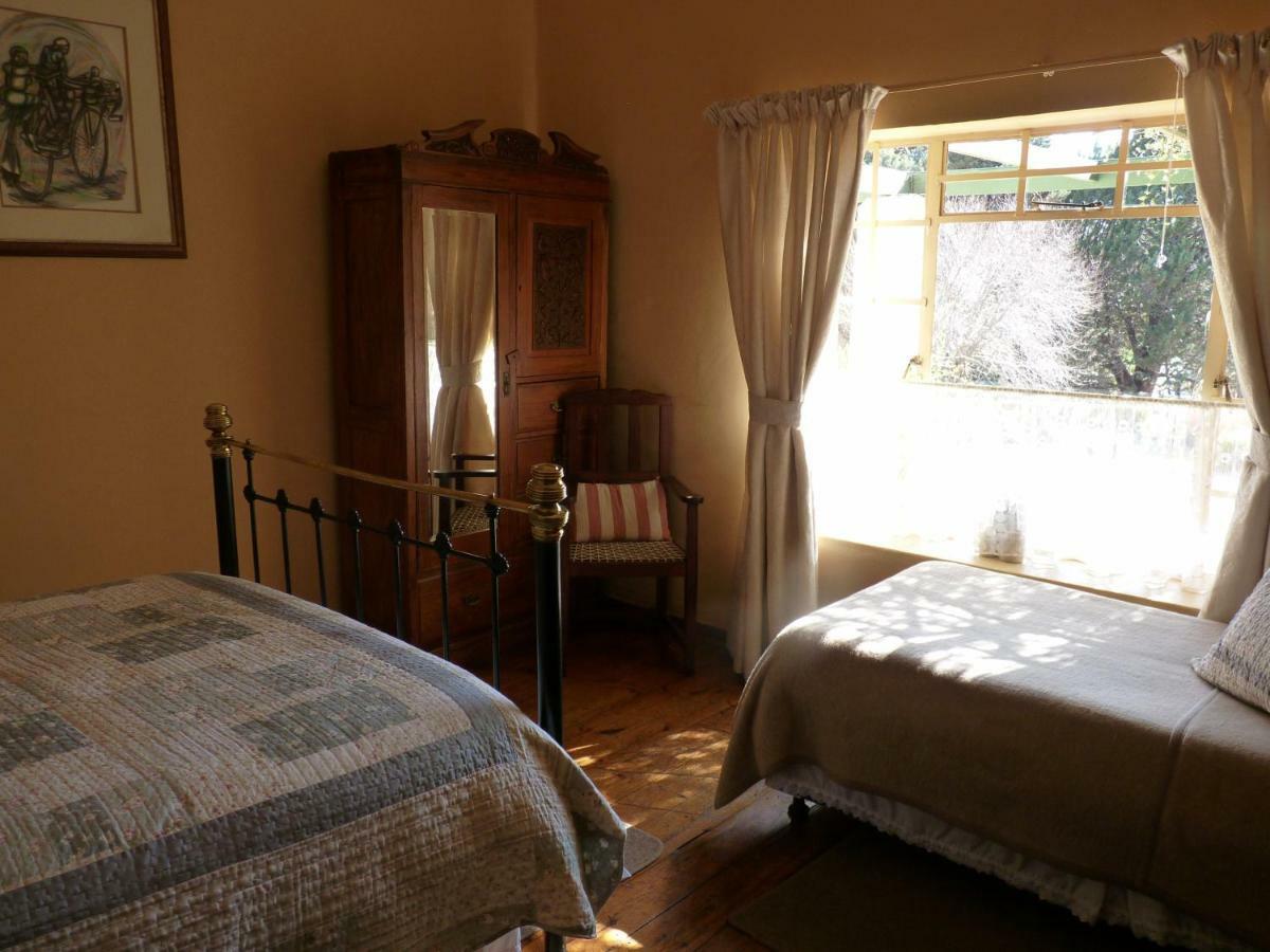 Walkerbouts Inn Rhodes Екстериор снимка