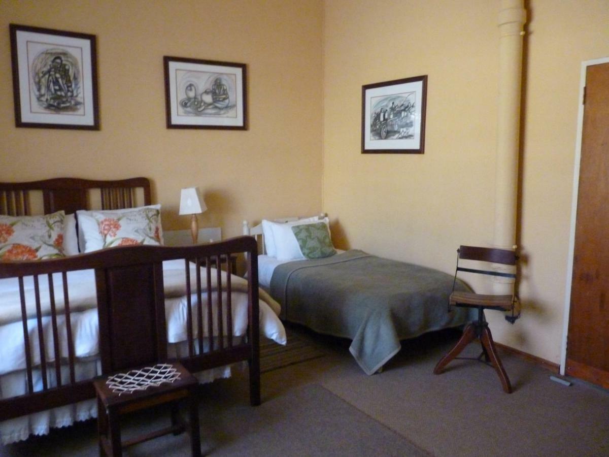 Walkerbouts Inn Rhodes Екстериор снимка