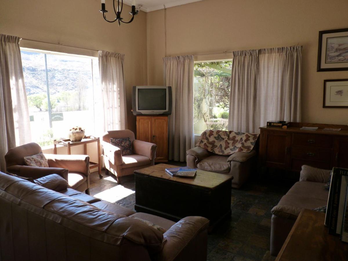 Walkerbouts Inn Rhodes Екстериор снимка