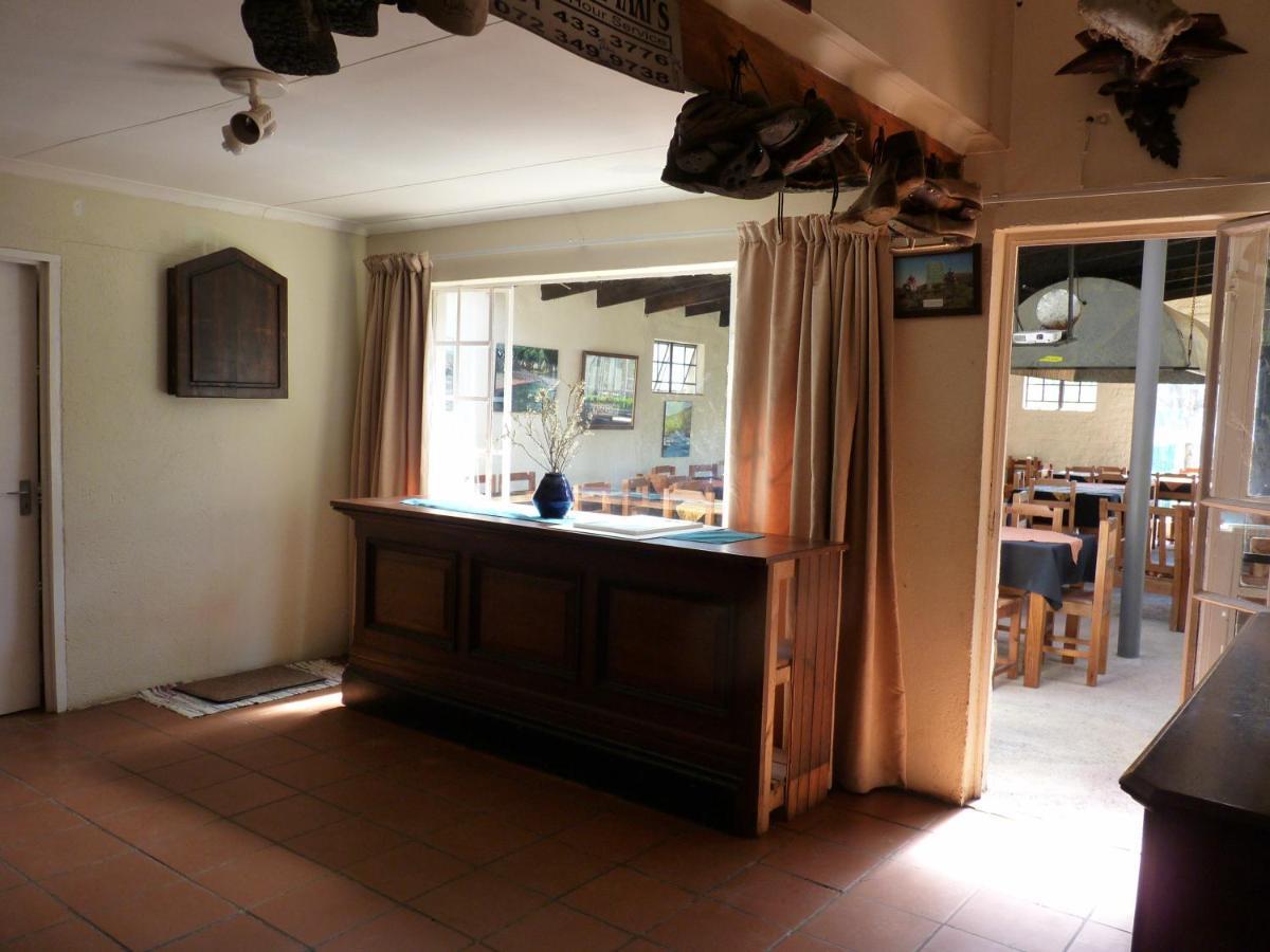 Walkerbouts Inn Rhodes Екстериор снимка