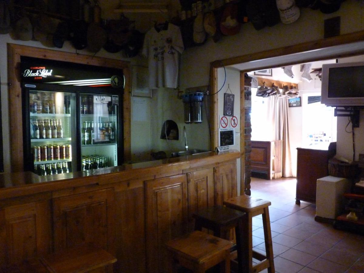 Walkerbouts Inn Rhodes Екстериор снимка